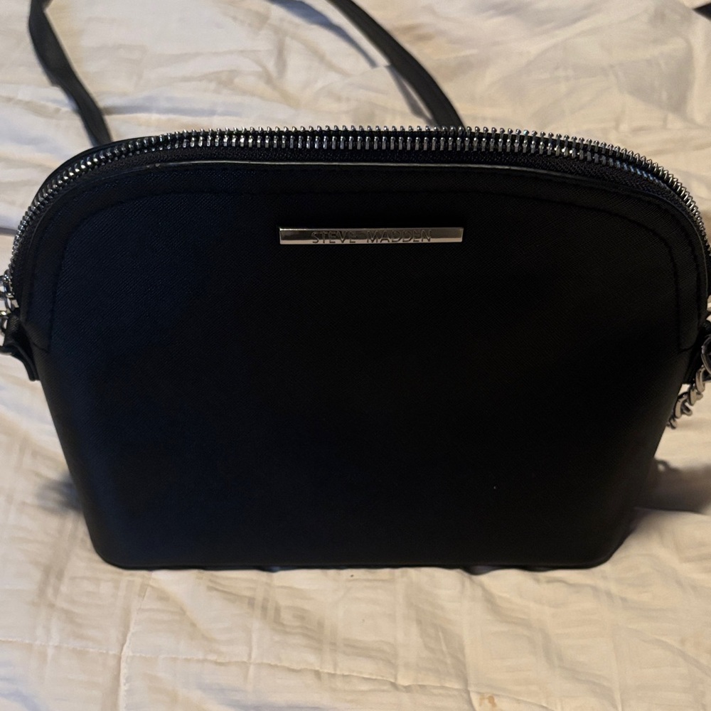 Steve Madden Black Crossbody Purse Silver Hardware